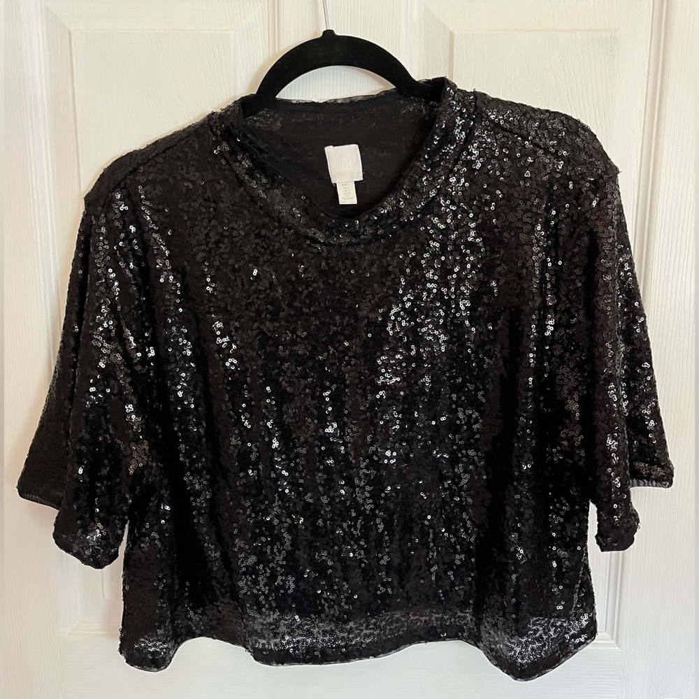 Sparkly sequin black top